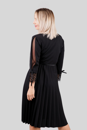 Rochie plisata neagra cu dantela si curea in talie [3]