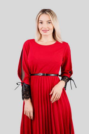 Rochie plisata rosie cu dantela si curea in talie [1]