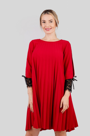 Rochie plisata rosie cu insertie de dantela [1]