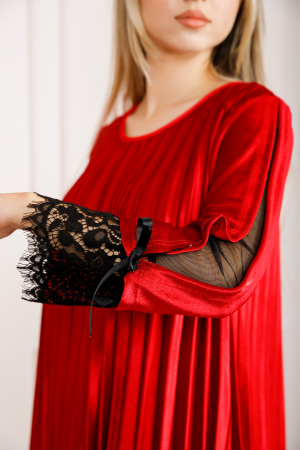 Rochie plisata rosie din catifea cu insertie de dantela [1]