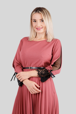 Rochie plisata roz somon cu dantela si curea in talie [1]