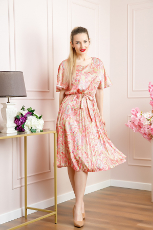 Rochii - Rochie plisata satinata roz piersica cu imprimeuri mandala