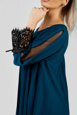 Rochie plisata turcoaz cu insertie de dantela [1]