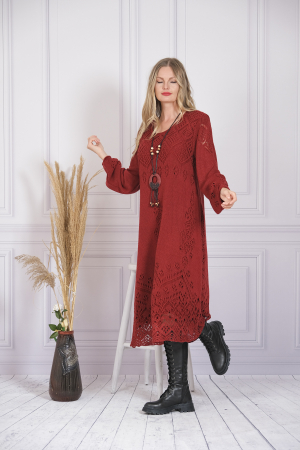 Rochie rosie boho chic tricotata cu detaliu perforat [1]