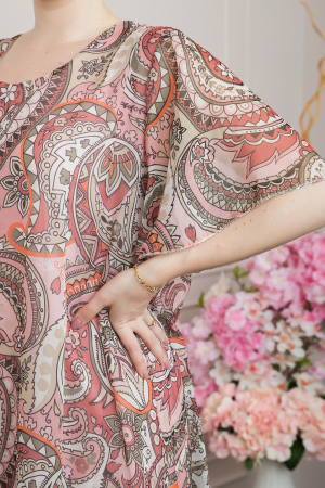 Rochie roz piersica din voal cu imprimeu Paisley si maneci fluture [1]