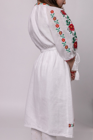 Rochie traditionala alba pentru fetite cu motiv floral rosu Ariana [9]
