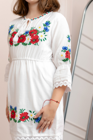 Rochie traditionala alba pentru fetite cu motiv floral rosu Aurora [1]