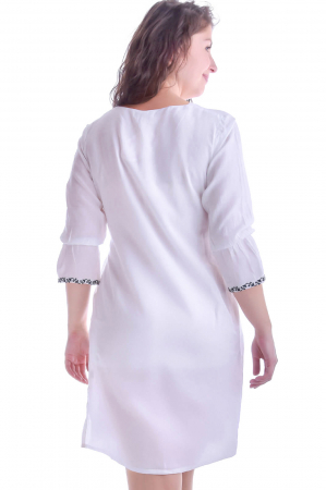 Rochie traditionala midi alba cu motiv geometric multicolor Eva [2]