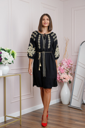 Rochie traditionala neagra cu motiv floral auriu Raisa [3]