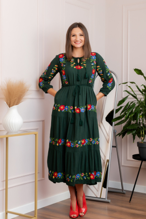 Rochie traditionala verde cu motiv floral multicolor Ioana [4]