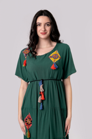 Rochie verde boho chic cu snur si ciucuri [2]