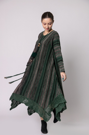 Rochie verde in degrade boho chic cu baza asimetrica [2]