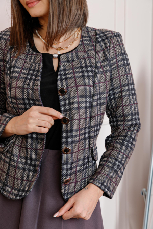 Sacou dama Audrey din material boucle cu carouri bej si nasturi decorativi [1]