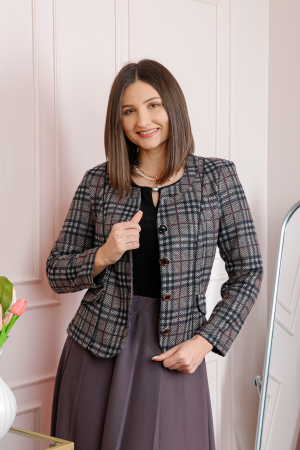 Sacou dama Audrey din material boucle cu carouri bej si nasturi decorativi [2]