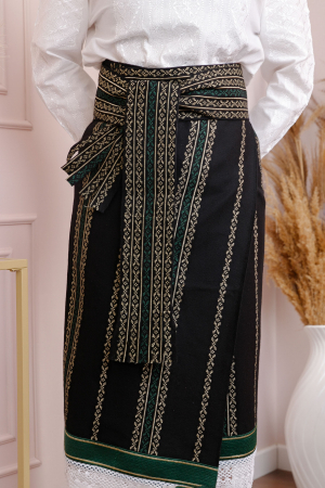 Set traditional catrinta si brau cu broderie verde Matilda 02 [1]