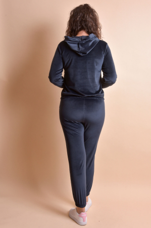 Trening bleumarin din catifea [3]