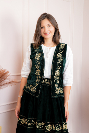 Veste si paltoane traditionale - Vesta din catifea verde cu broderie florala aurie Miriam 02