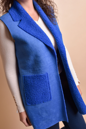 Vesta tip cojoc albastra cu buzunare aplicate [3]