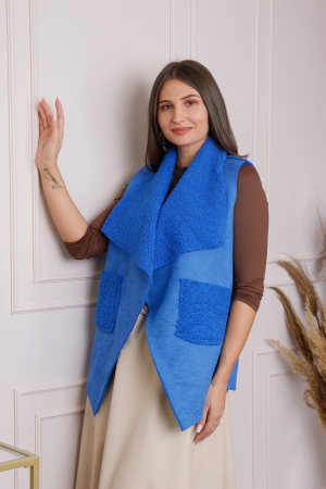 Vesta tip cojoc albastra cu buzunare aplicate si baza in colturi [2]