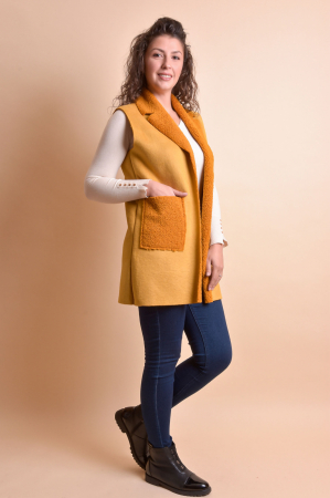 Vesta tip cojoc galben mustar cu buzunare aplicate [2]