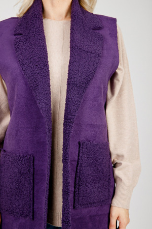 Vesta tip cojoc mov cu buzunare aplicate [1]