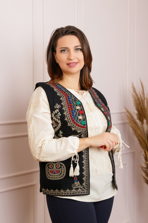 Veste si paltoane traditionale - Vesta traditionala neagra cu broderie florala multicolora Alina 03