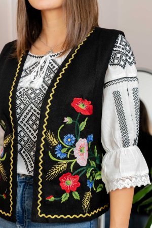 Vesta traditionala neagra cu broderie florala multicolora Laura [1]