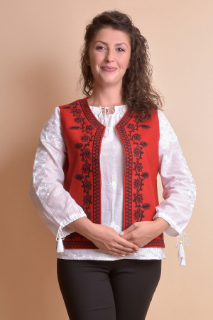 Vesta traditionala rosie cu broderie florala neagra Ramona [1]
