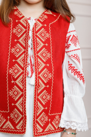 Vesta traditionala rosie pentru fetite cu broderie geometrica crem Flavia 02 [1]