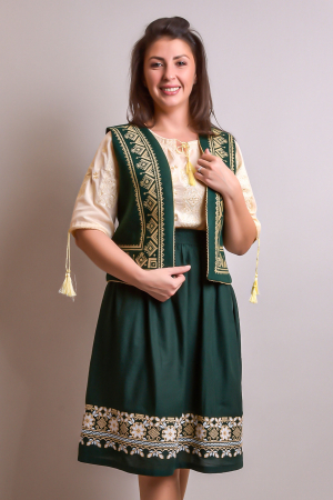 Vesta traditionala verde cu broderie geometrica crem Olivia [1]