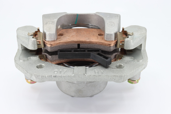 CFMOTO ETRIER FATA STANGA 7020-081030-10000 [2]