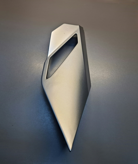LINHAI M550 ORNAMENT LUMINA ZI ( LAMPI POZITIE ) STANGA [1]