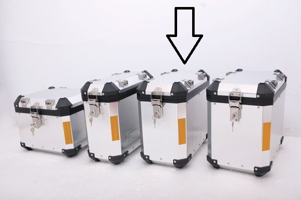 PORTBAGAJ QURO SIDE CASE 45L ARGINTIU [1]