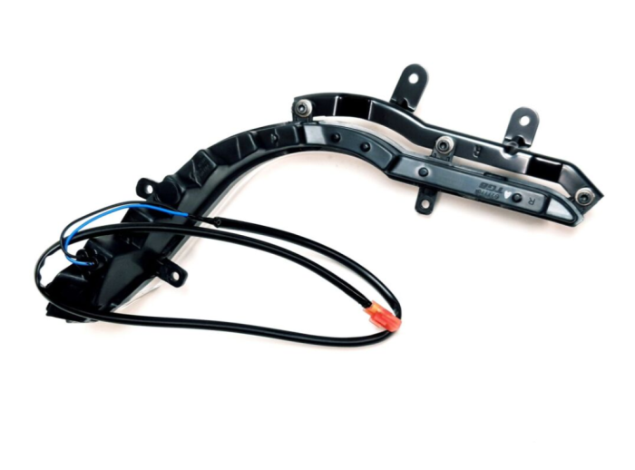 TGB BLADE 600 LAMPA POZITIE DREAPTA 927770JA [1]