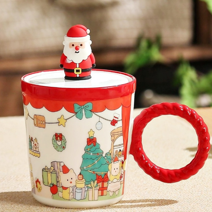 Cană Crăciun cu Capac și Moș Crăciun 3D – Model Festiv [3]