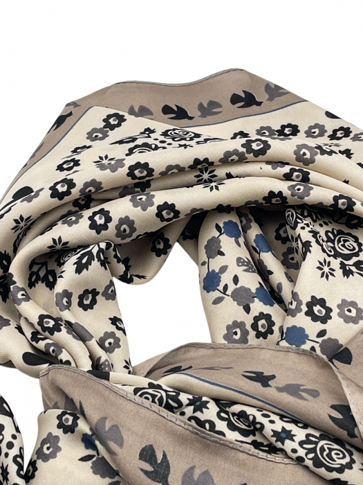Esarfa satin CHARLOTTE, Bej cappuccino, 70x70cm [2]