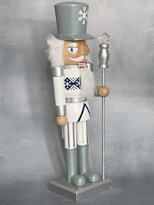 Figurina Craciun - Spargatorul de Nuci BING, Alb Gri, 36cm [2]