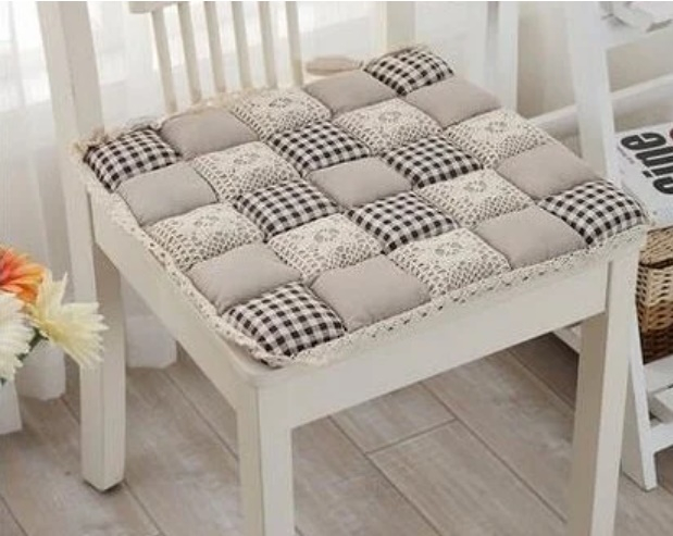 Perna maro pentru scaun DARLENE, Cu dantela, 40cm [2]