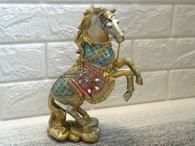 Statueta cal auriu ZOLA, 15x24cm [3]