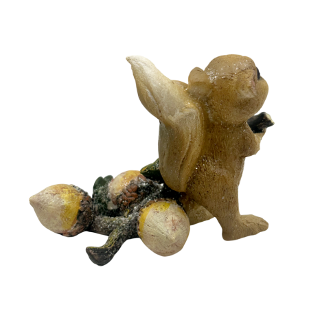Figurină veveriță cu ghinde – decor de iarnă rustic [2]