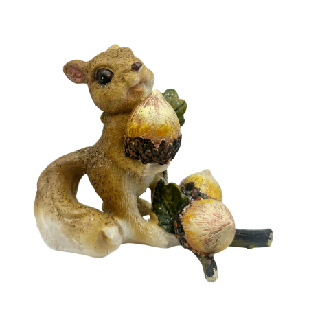 Figurine & Statuete - Figurină veveriță cu ghinde – decor de iarnă rustic