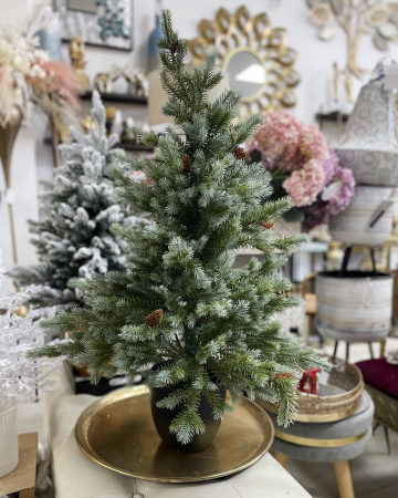 Brad verde artificial cu conuri ROYAL in ghiveci, 90cm [1]