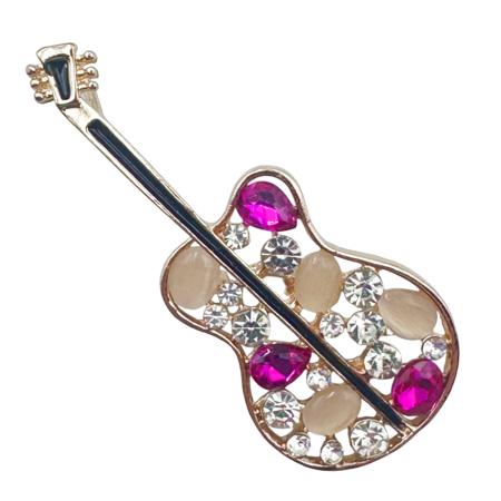 Brose & Pandantive - Broșă chitara cu cristale fucsia – accesoriu elegant cu tematică muzicală