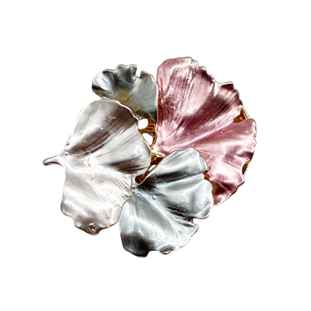 MODA & ACCESORII - Brosa aurie cu magnet si frunze roz GINKO - Model Elegant 