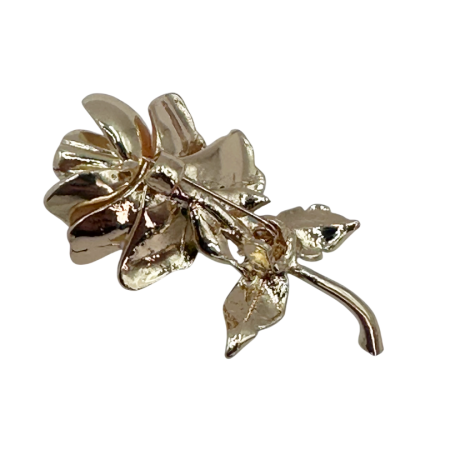 Brosa Trandafir Crem Emailat - Accesoriu Elegant si Romantic [1]