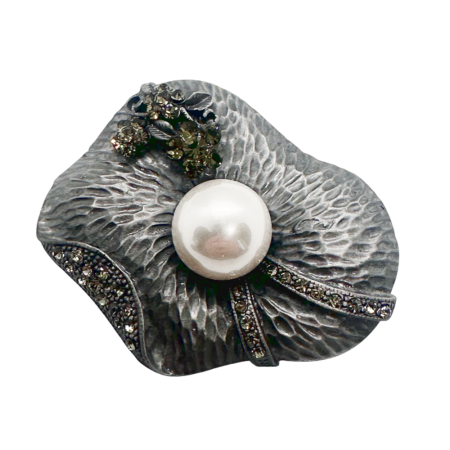 Brose & Lantisoare - Broșă vintage floare patinată argintie cu perlă și cristale