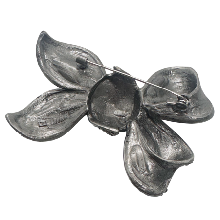 Brose & Lantisoare - Broșă vintage funda patinată argintie cu marcasite