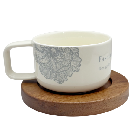 Cana ceramica 250 ml RUTH - alba cu flori - cu suport din lemn [1]