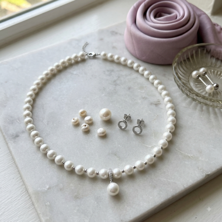 Colier elegant cu perle albe si pandantiv PEARL GRACE [2]