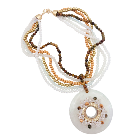 Colier multistrat cu mărgele fine și pandantiv decorativ alb [1]